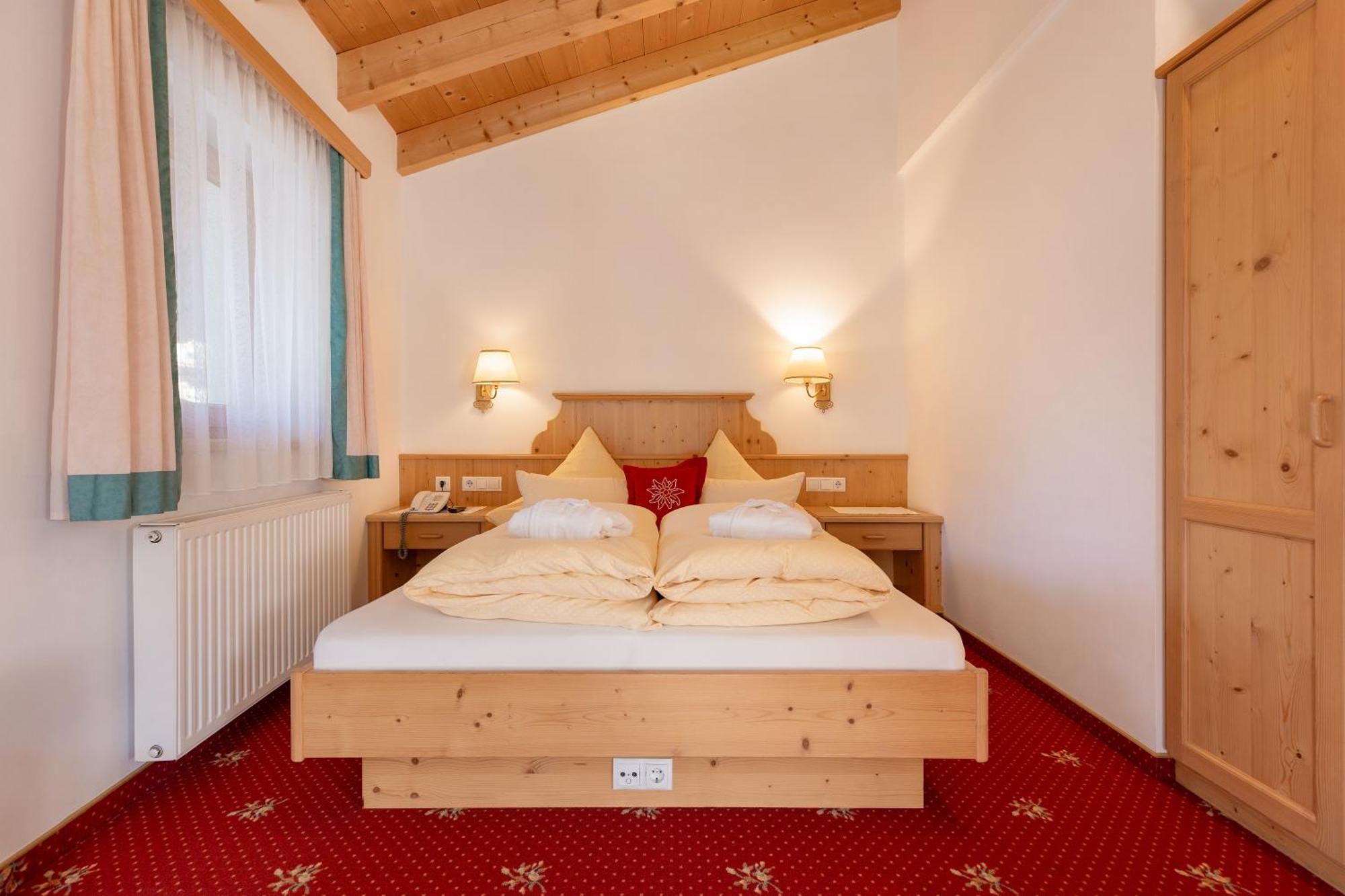 Hotel Pinzger טוקס מראה חיצוני תמונה